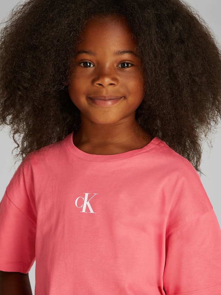 Calvin Klein - T-shirt Deep Crimson Fruit Boxy