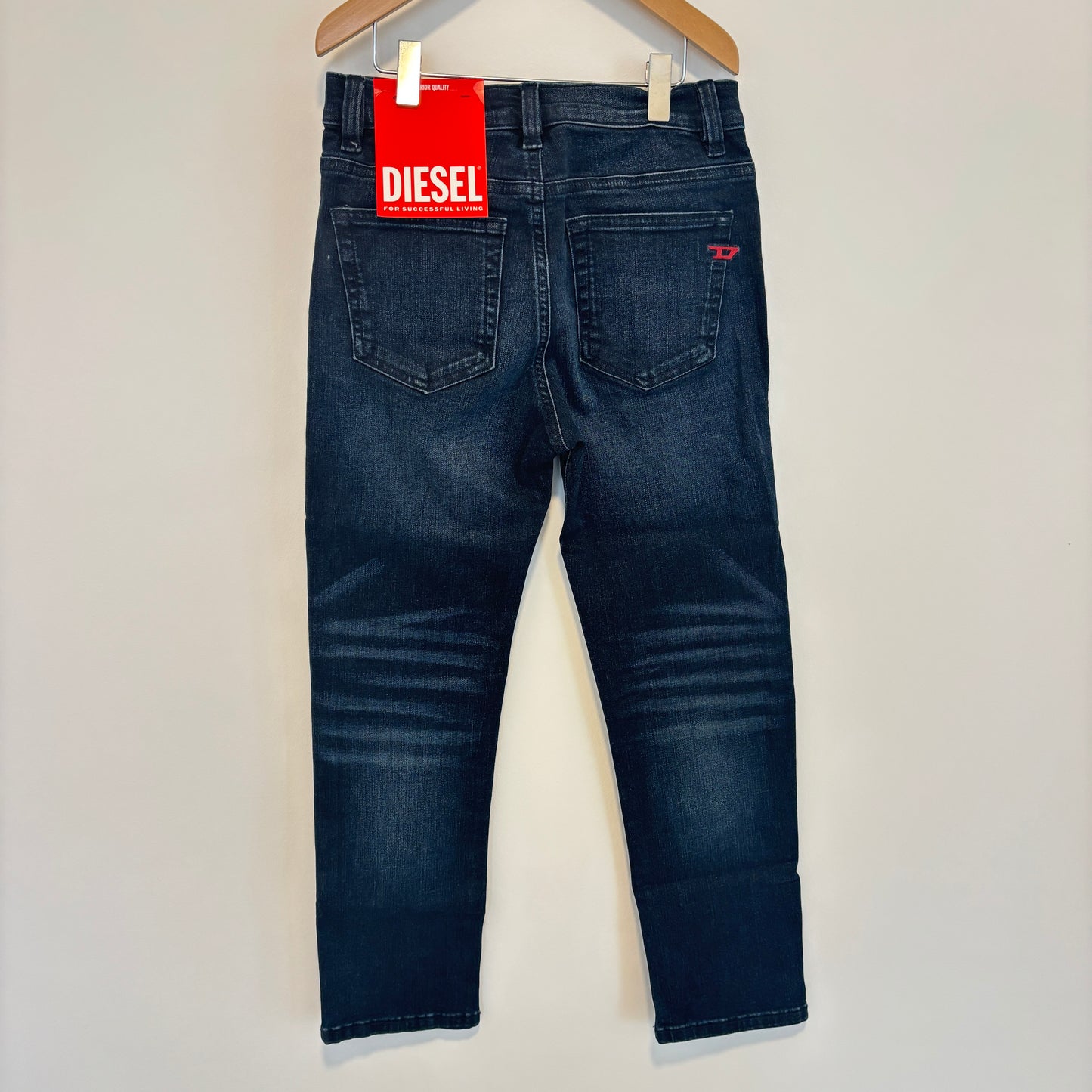 Diesel - Jeans regular fit D-Viker J00809