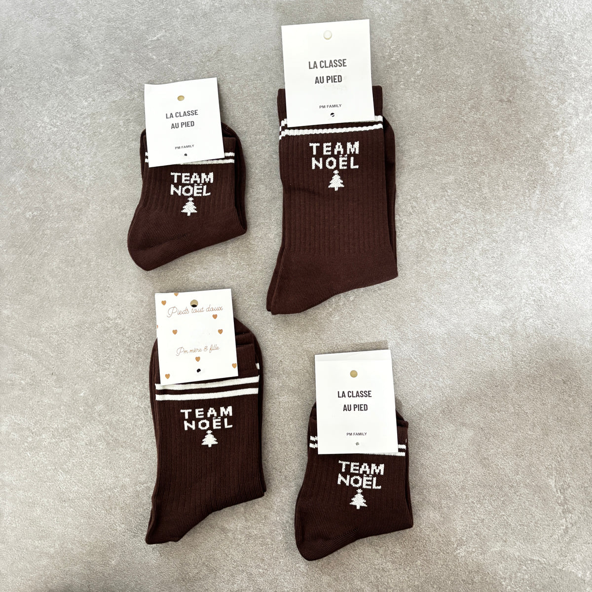 Mère & Enfant - Chuassettes chocolat TEAM NOËL pour toute la famille