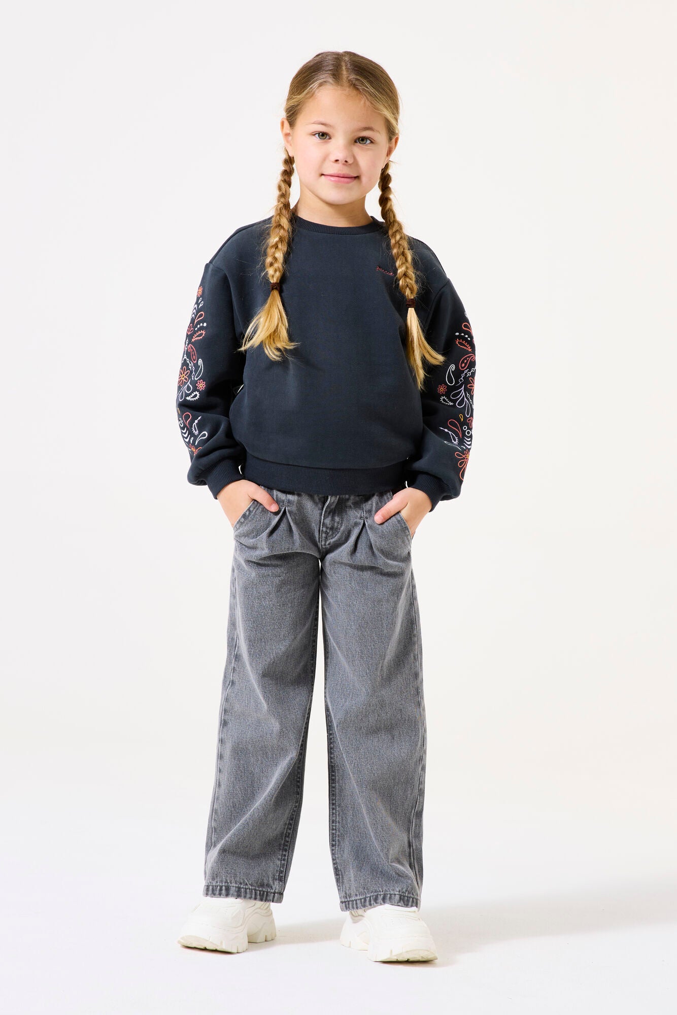Garcia - Dunkelgrau & Stickerei Sweatshirt