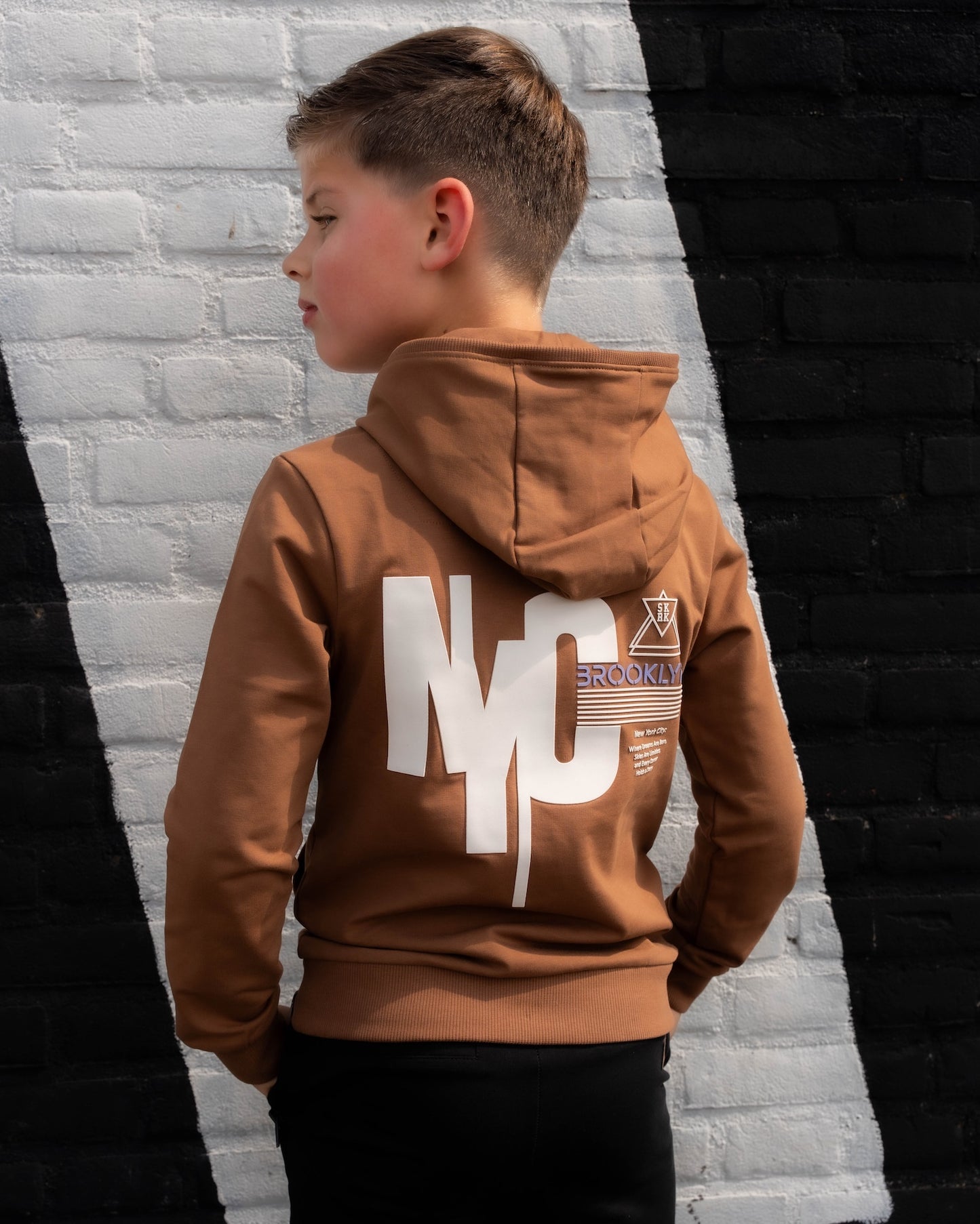 Skurk - Sweat à capuche backprint Svend