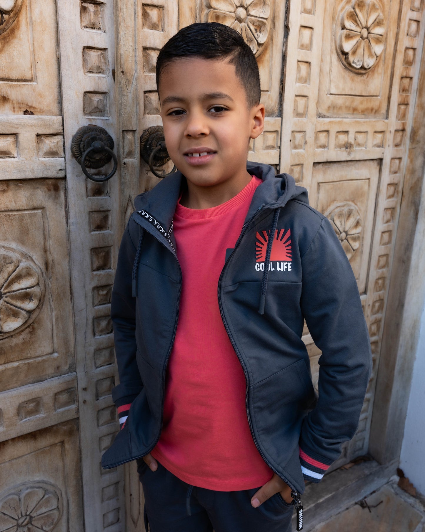 Skurk - Gilet zippé à capuche gris Viaz