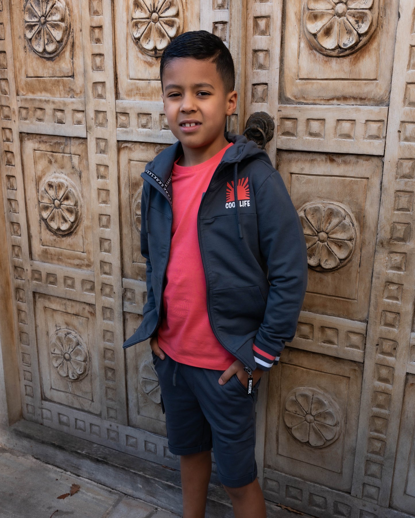 Skurk - Gilet zippé à capuche gris Viaz