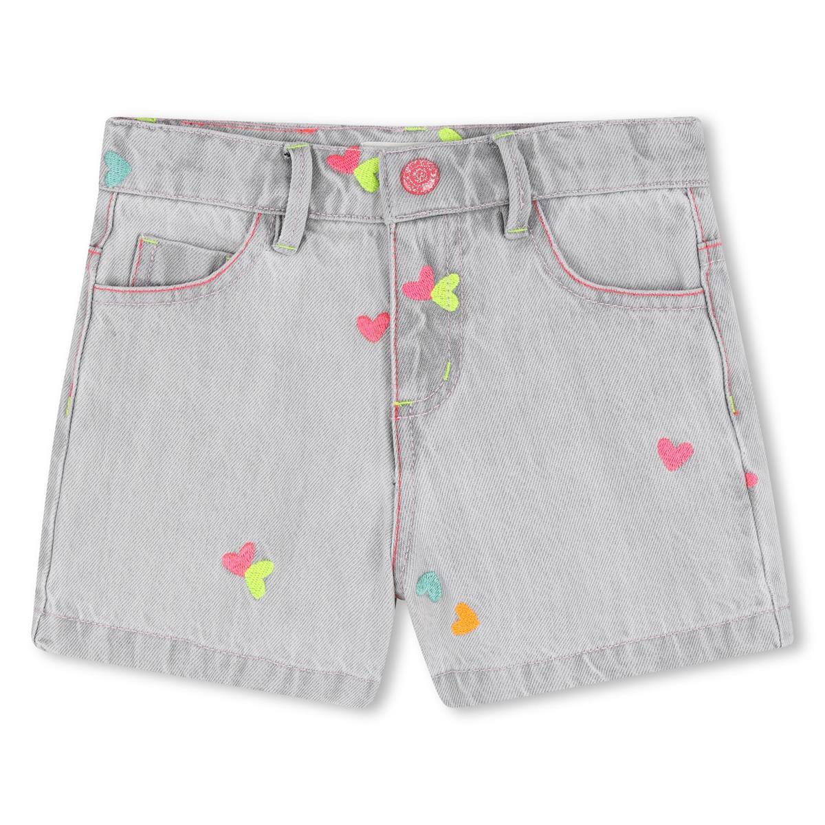 Billieblush – Graue Jeansshorts mit ausgefallenen Herzen