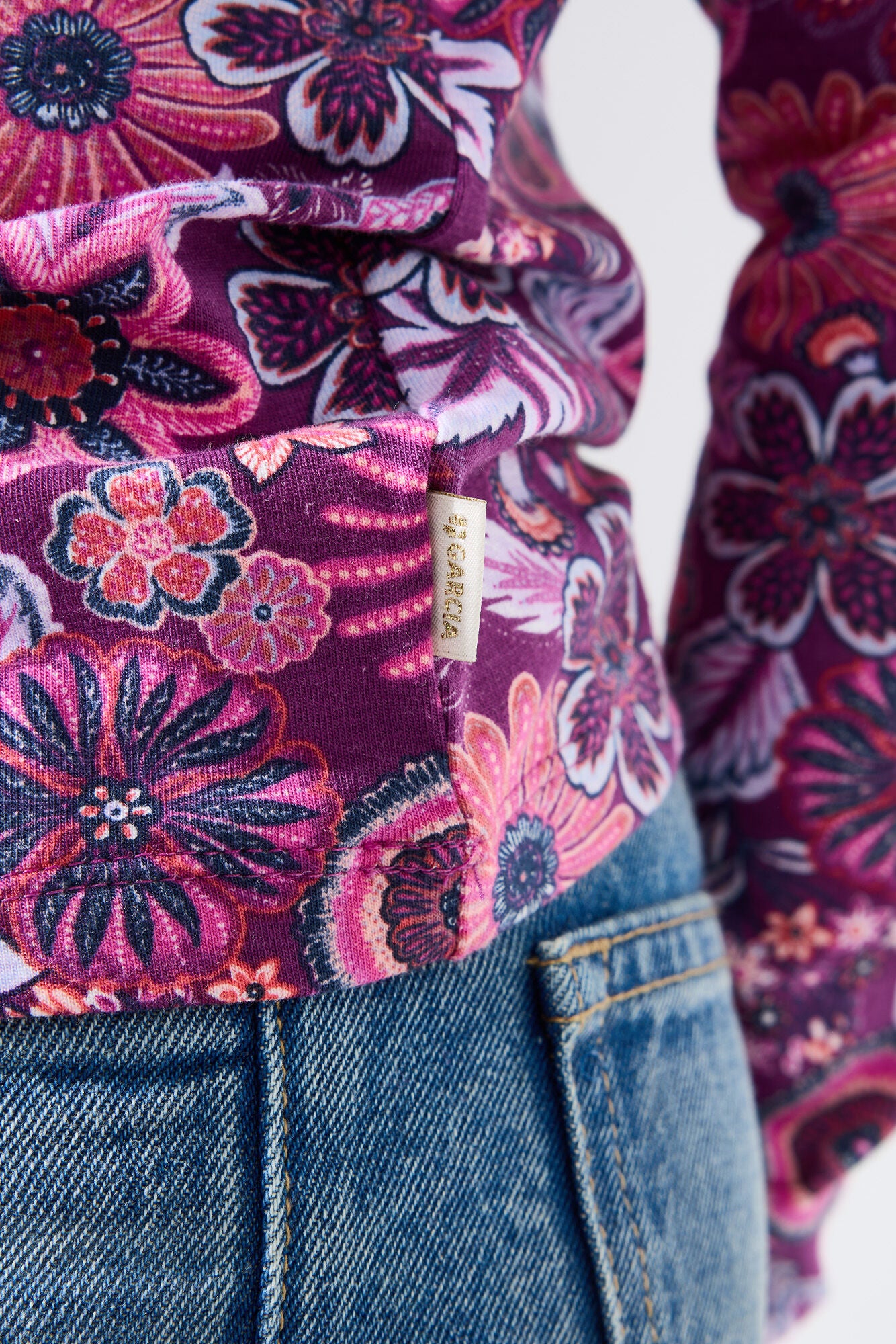 Garcia - T-shirt à motif rose-violet